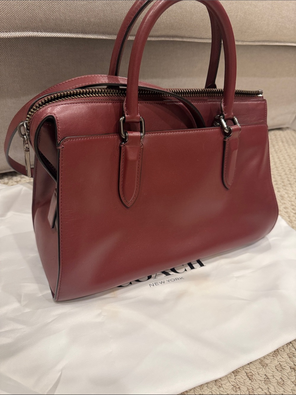 Coach × Selena Gomez Bond Bag - Picture 7 of 10